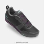 femmes chaussure à lacets tracker noir/violet rétro 242248509 Giro - Image 2