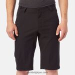 Hommes arc court avec doublure noir 242248138 Giro