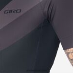 Hommes maillot chrono sport rendu noir 242248151 Giro - Image 5