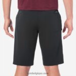 Hommes risque court ii noir 242248130 Giro - Image 3